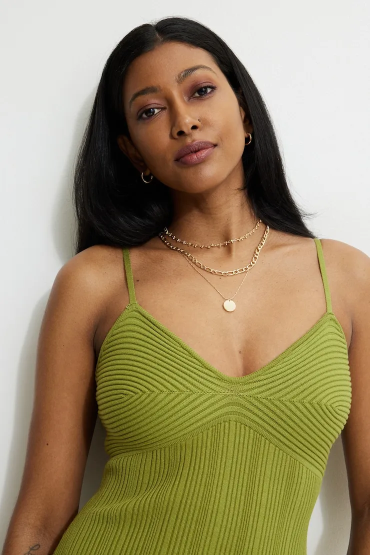 Layered Diamond Cut Pendant Necklace - Dynamite - Yellow - Women Clothing sold by Dynamite product image thumbnail 4