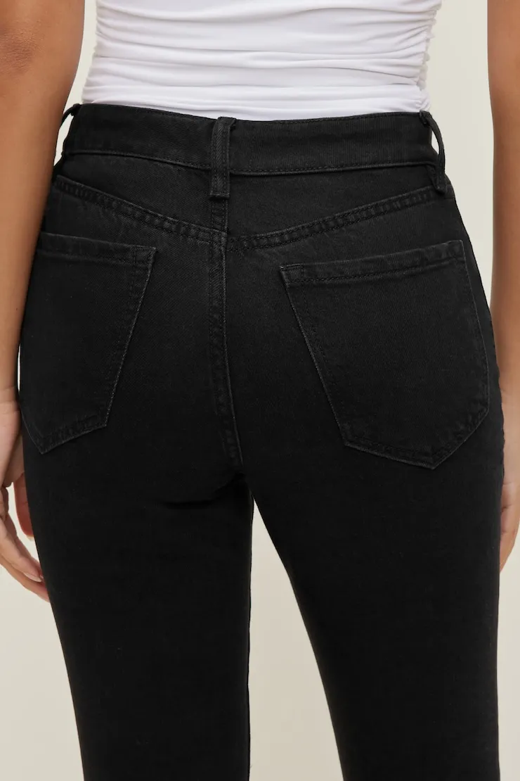 Stretch High Rise Slim Capri Jeans - Dynamite - Blue - Women Clothing sold by Dynamite product image thumbnail 4