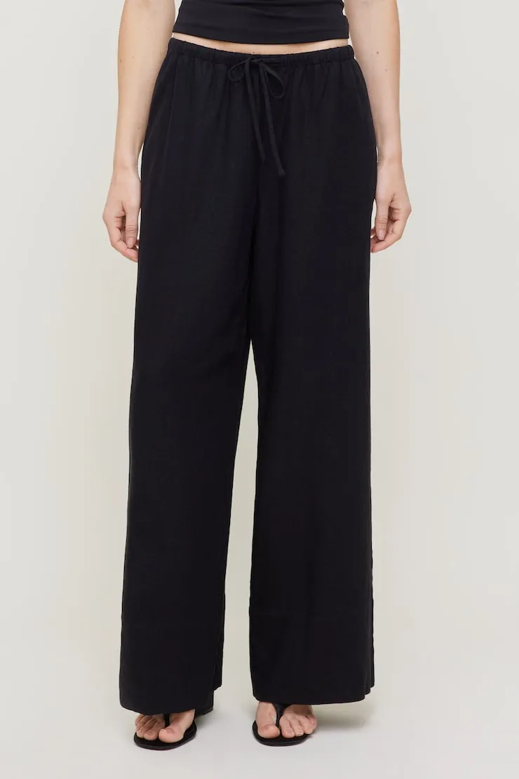 Leo Linen Wide Leg Pants - Dynamite - Black - Women Clothing sold by Dynamite product image thumbnail 4