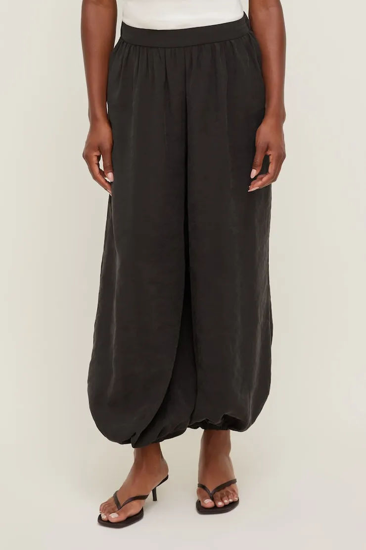 Balloon Pants - Dynamite - Brown - Women Clothing sold by Dynamite product image thumbnail 3