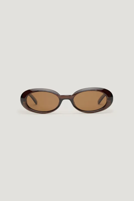 LE SPECS | Work It! Oval Sunglasses - Dynamite - Beige - Women Clothing made by Dynamite