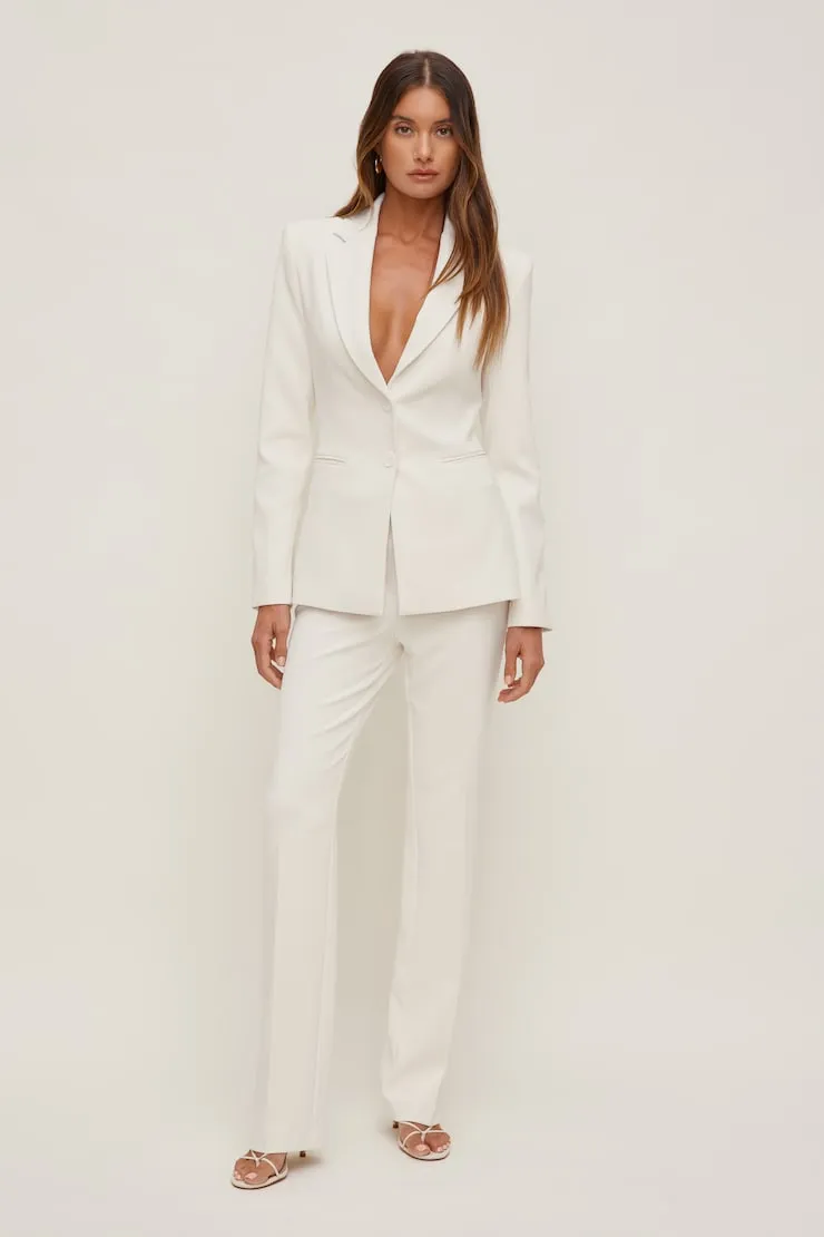 Anna Cinched Crepe Blazer - Dynamite - White - Women Clothing sold by Dynamite product image thumbnail 3