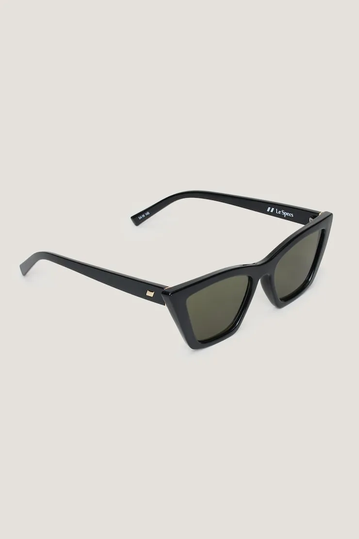 LE SPECS | Velodrome Cat Eye Sunglasses - Dynamite - Green - Women Clothing sold by Dynamite product image thumbnail 4