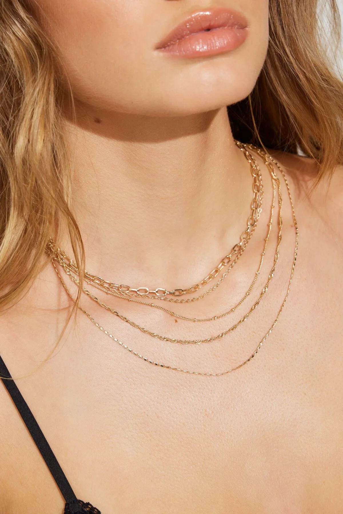 Set of 5 Classic Chains sold by Garage