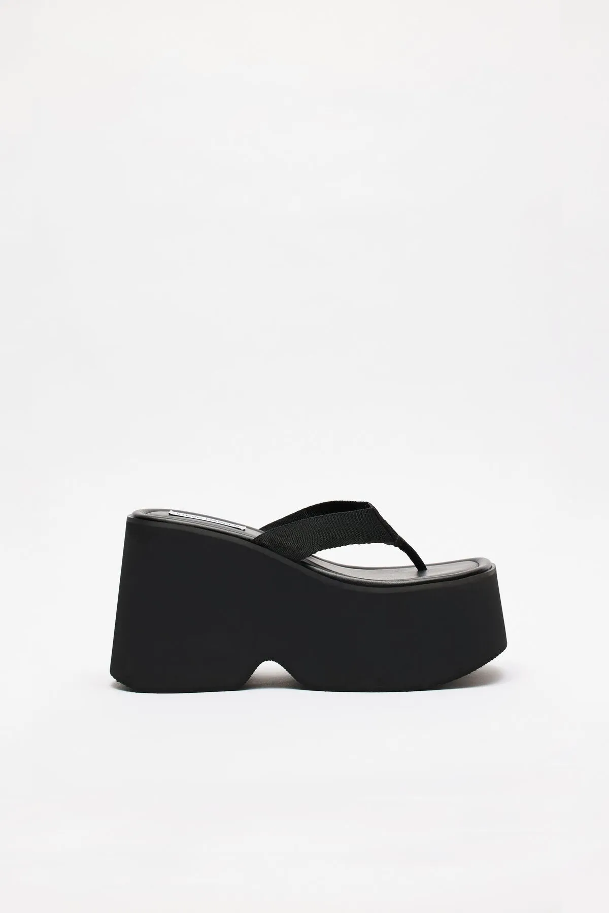 STEVE MADDEN Gwen Platform Sandal sold by Garage