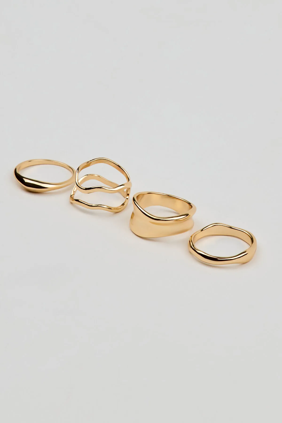 Set of 4 Wavy Minimal Rings sold by Garage product image thumbnail 2