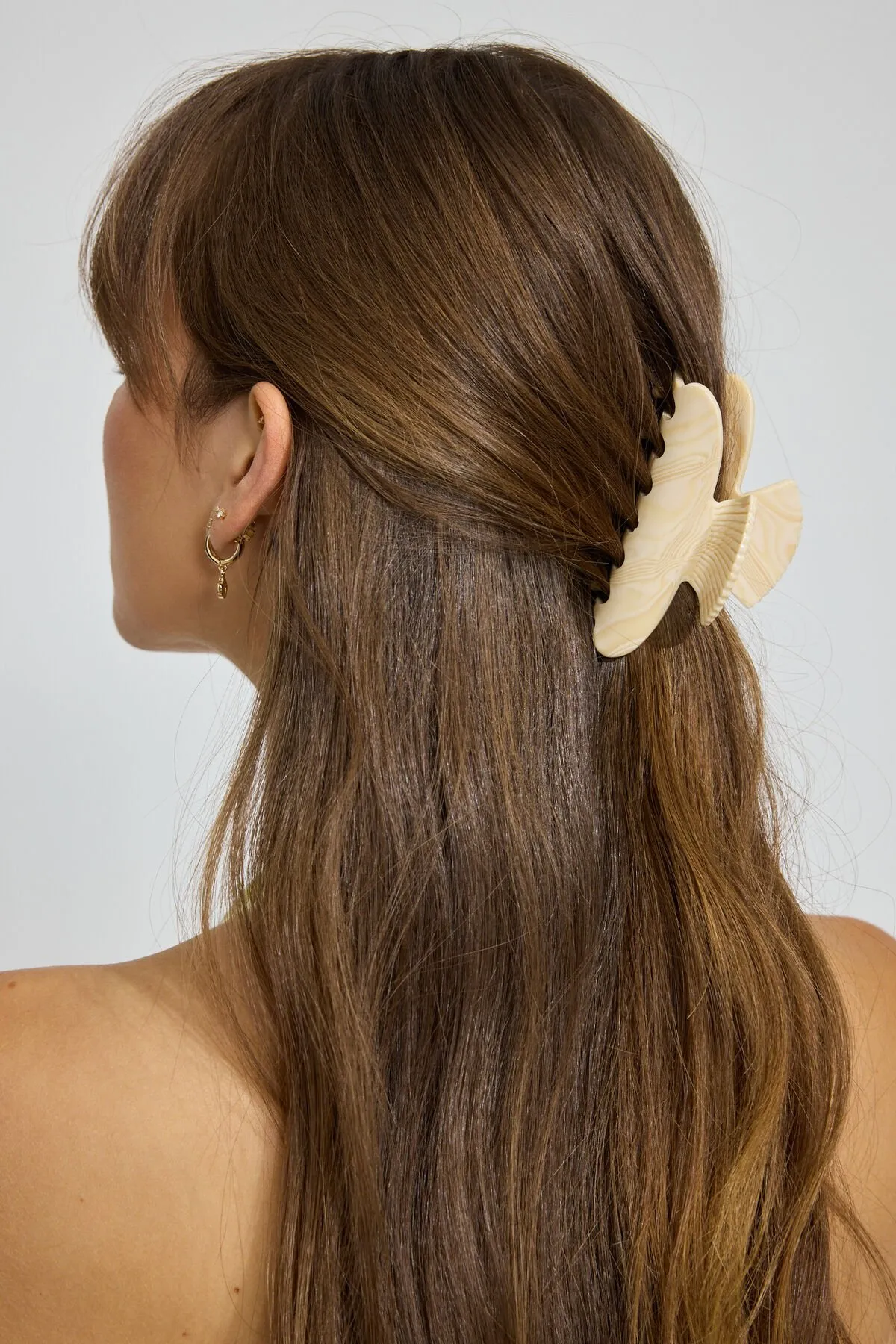 Shell Hair Claw sold by Garage product image thumbnail 2