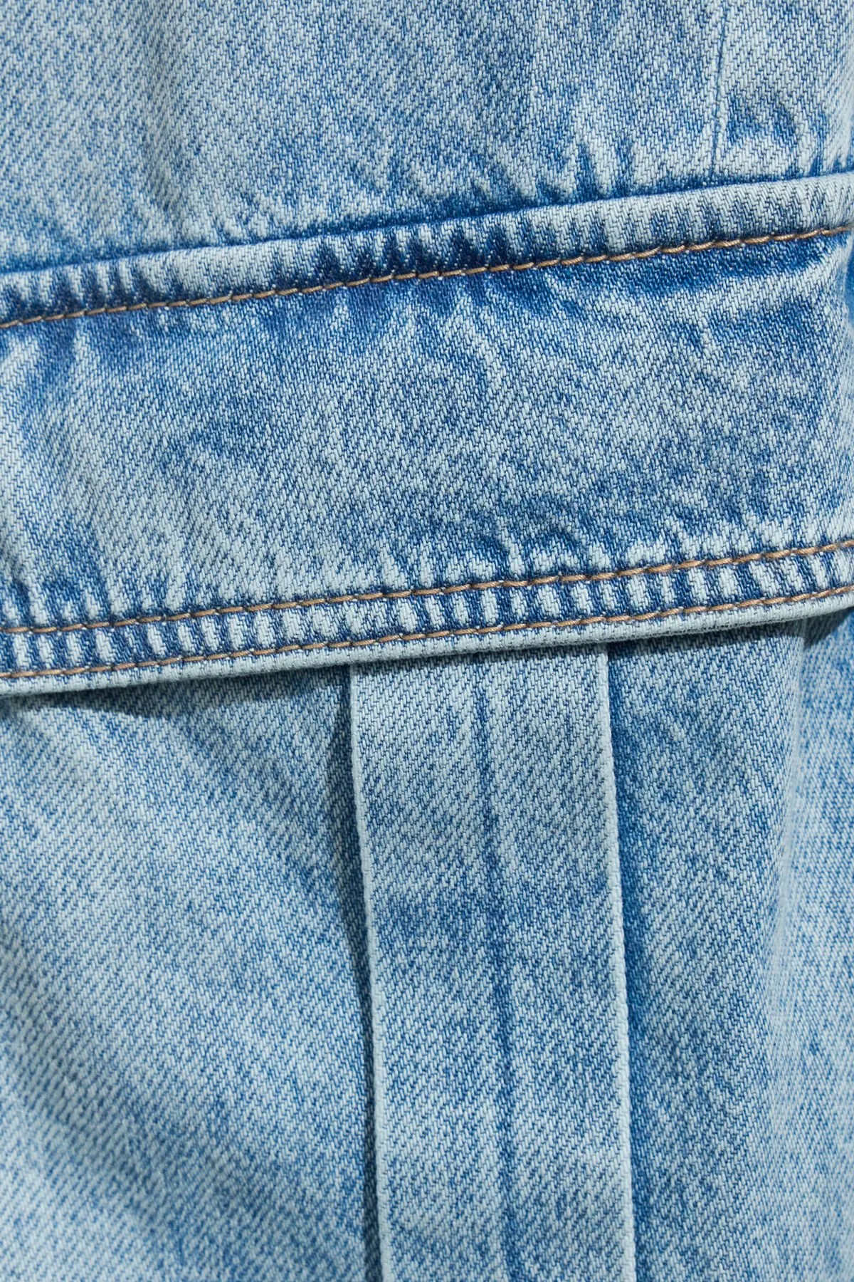 Low Rise Baggy Cargo Jeans sold by Garage product image thumbnail 4