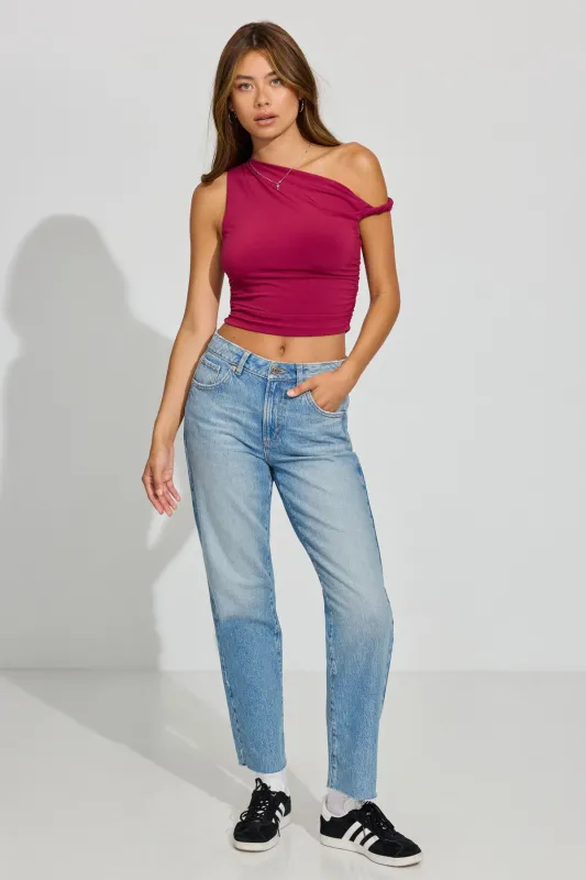 Vintage Straight Jeans sold by Garage