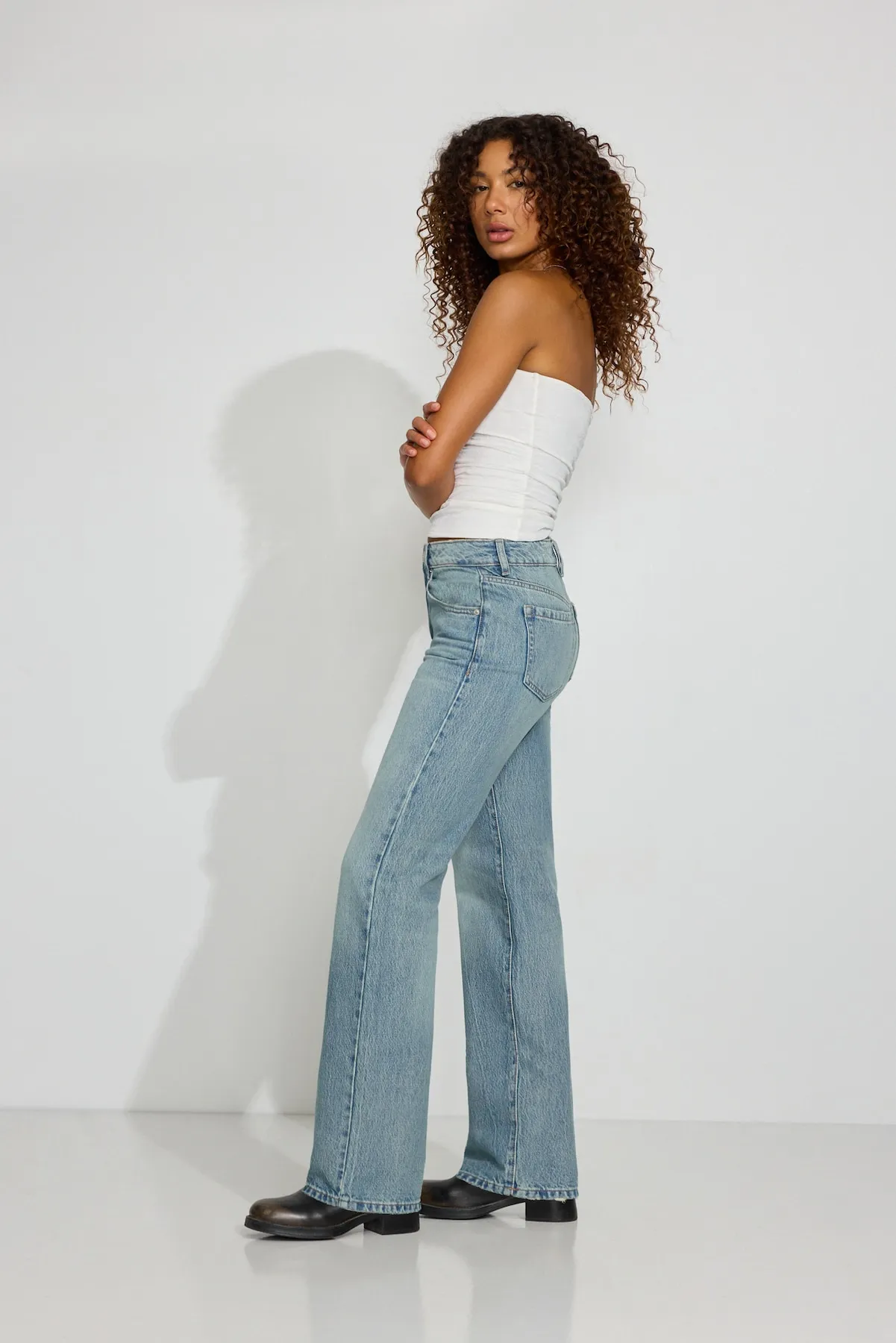 '90s Straight Jeans sold by Garage product image thumbnail 2