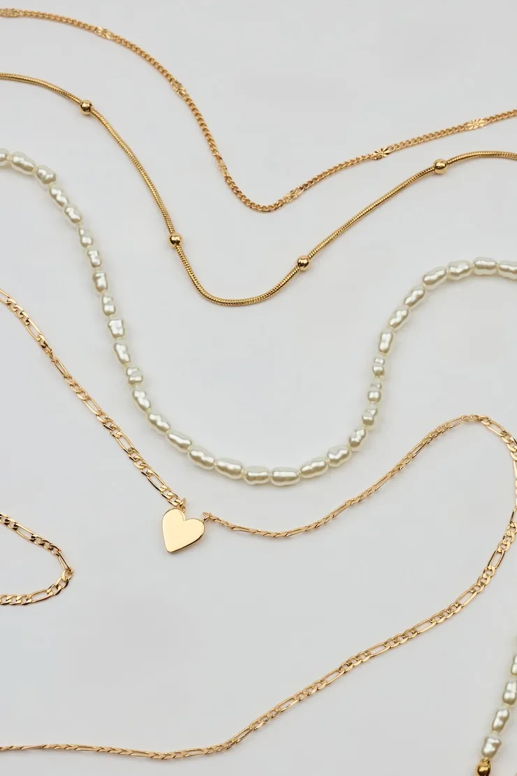 Set of 4 Heart & Pearls Necklaces - Garage - Yellow - Women Clothing sold by Garage product image thumbnail 2