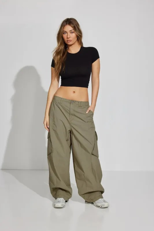 Low Rise Baggy Poplin Cargo Pants - Garage - Green - Women Clothing made by Garage