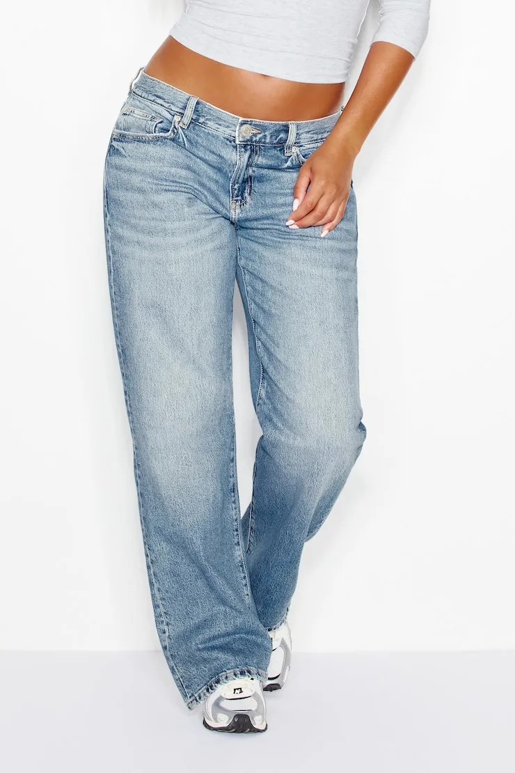 Low Rise Cheeky Jeans - Garage - Blue - Women Clothing sold by Garage product image thumbnail 3