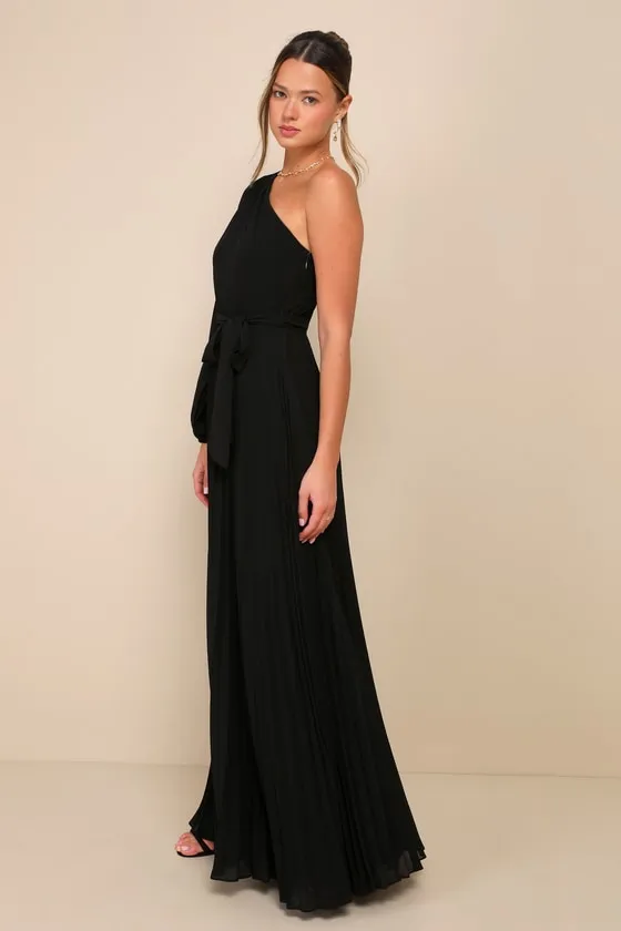 Divine Charm Black Pleated One-Shoulder Maxi Dress sold by Lulus product image thumbnail 4