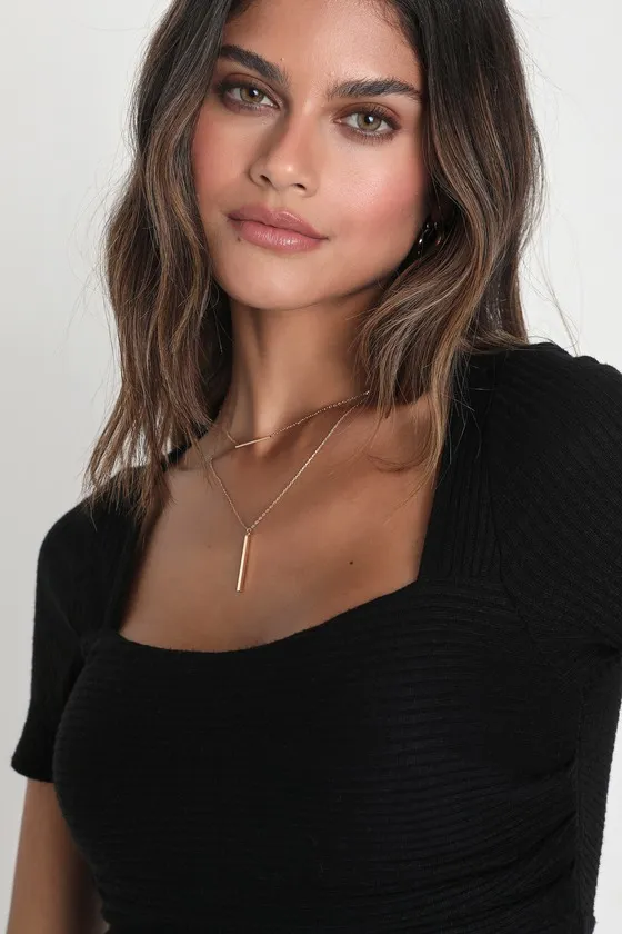 Quintessential Muse Black Ribbed Short Sleeve Top sold by Lulus product image thumbnail 4