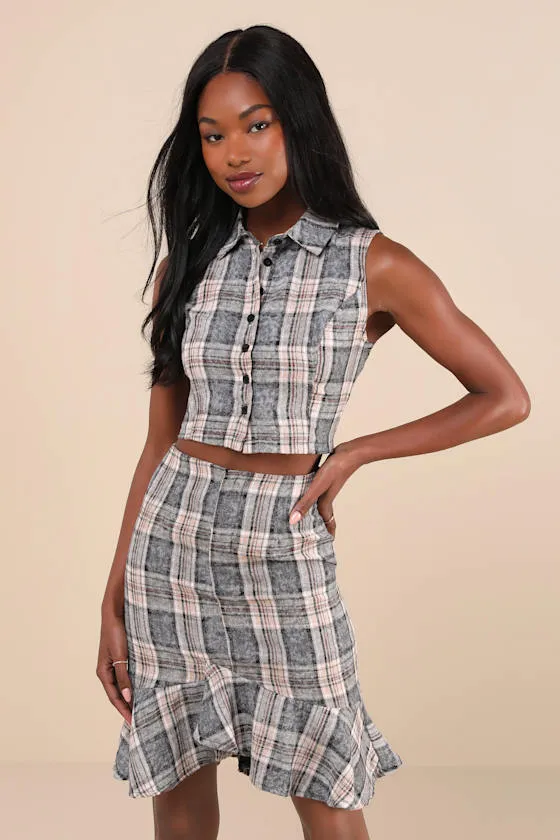 Convincingly Posh Grey Faded Plaid Button-Up Collared Crop Top sold by Lulus product image thumbnail 2