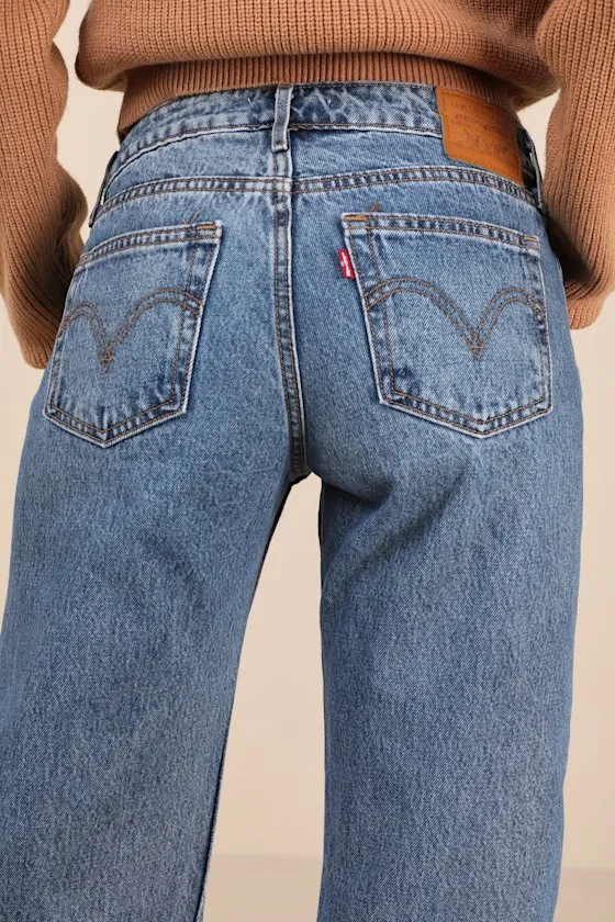 Low Loose Medium Wash Low-Rise Wide-Leg Jeans sold by Lulus product image thumbnail 4