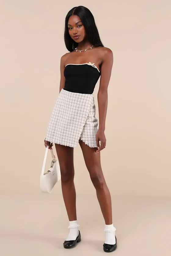 Matuha Black and Cream Bow Strapless Crop Top sold by Lulus product image thumbnail 3