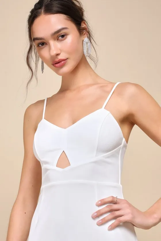 Social Star White Feather Sleeveless Bodycon Mini Dress sold by Lulus product image thumbnail 4