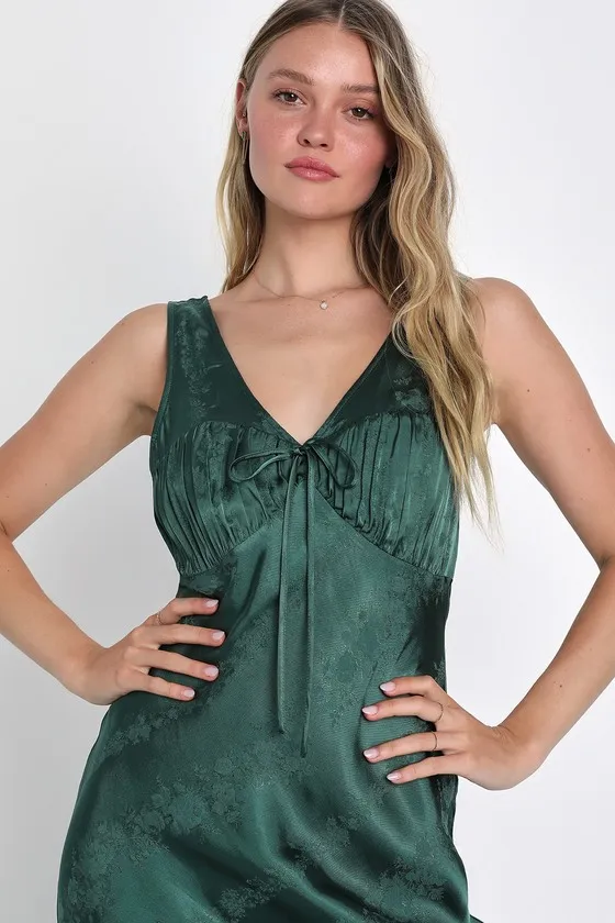 Exceptional Ideal Emerald Green Satin Jacquard Midi Dress sold by Lulus product image thumbnail 3