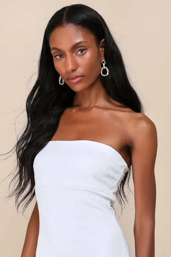 Darling Ways White Textured Strapless Midi Dress sold by Lulus product image thumbnail 4