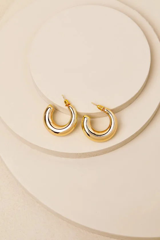Superb Shine 14KT Gold Chunky Hoop Earrings sold by Lulus product image thumbnail 3