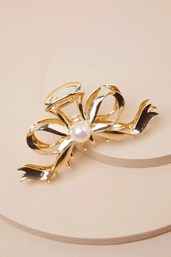 Posh Brilliance Gold Pearl Bow Claw Hair Clip sold by Lulus product image thumbnail 2