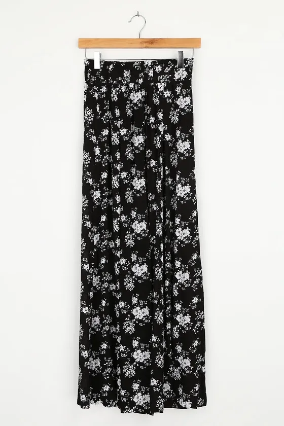 Loves the Sun Black Floral Print Wide-Leg Pants sold by Lulus product image thumbnail 4
