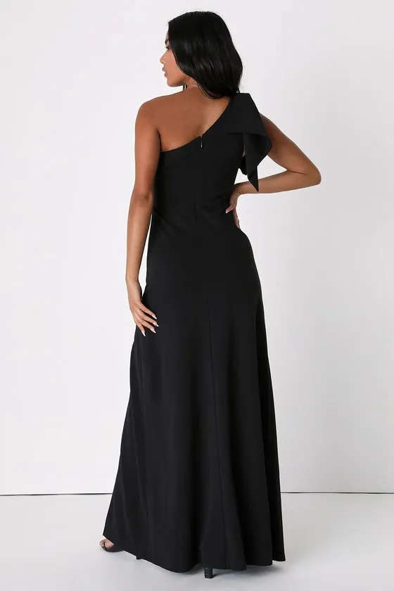 Revel in the Moment Black One-Shoulder Maxi Dress sold by Lulus product image thumbnail 4