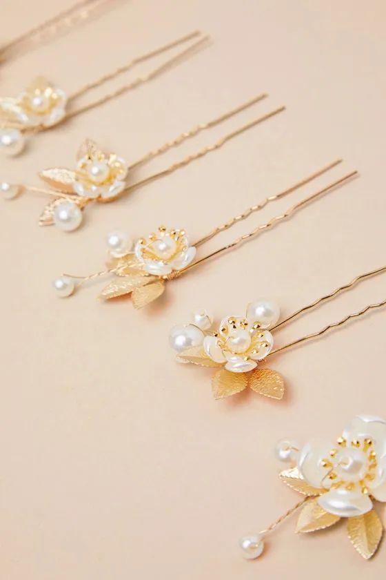 Infinite Sweetness Gold Pearl 6-Piece Floral Hair Pin Set sold by Lulus product image thumbnail 2
