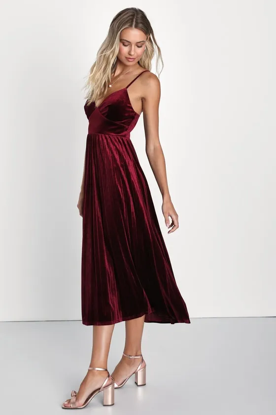 Unreal Charmer Burgundy Velvet Sleeveless Pleated Midi Dress sold by Lulus product image thumbnail 4