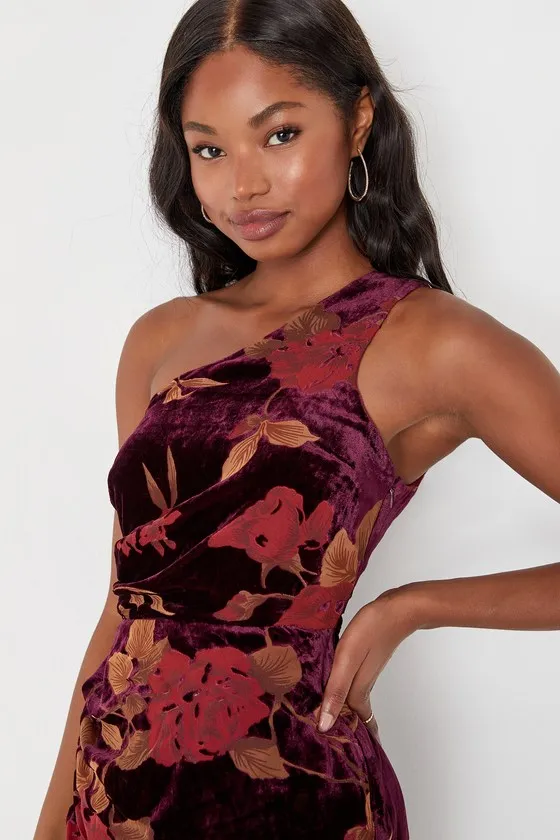 Unreal Awe Burgundy Floral Burnout Velvet One-Shoulder Dress sold by Lulus product image thumbnail 4