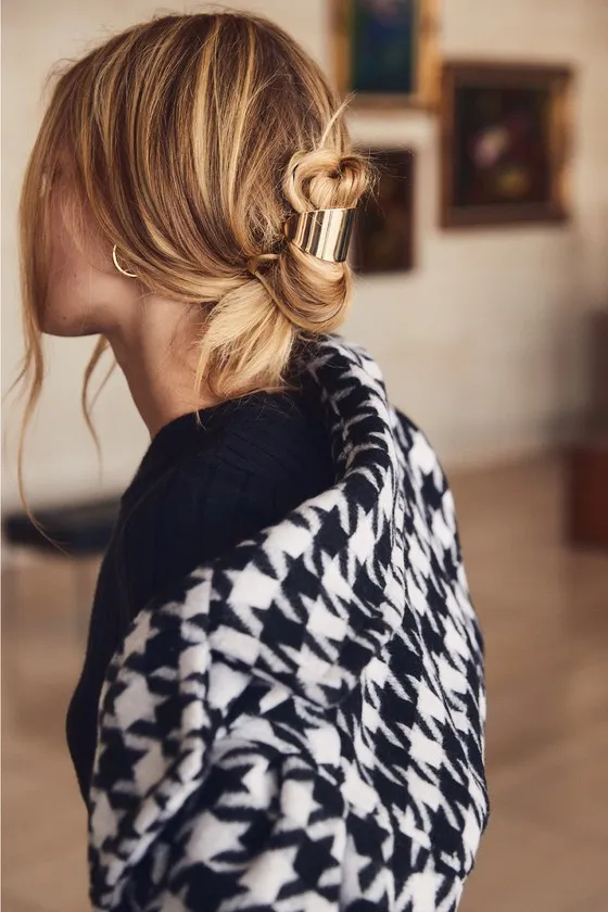 Contemporary Piece Gold Hair Clip sold by Lulus