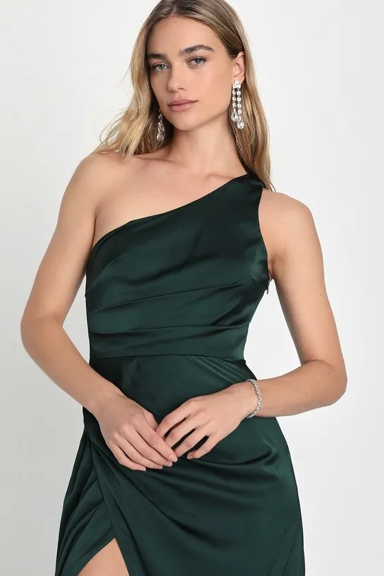 Dreaming of Elegance Emerald Satin One-Shoulder Maxi Dress sold by Lulus product image thumbnail 3