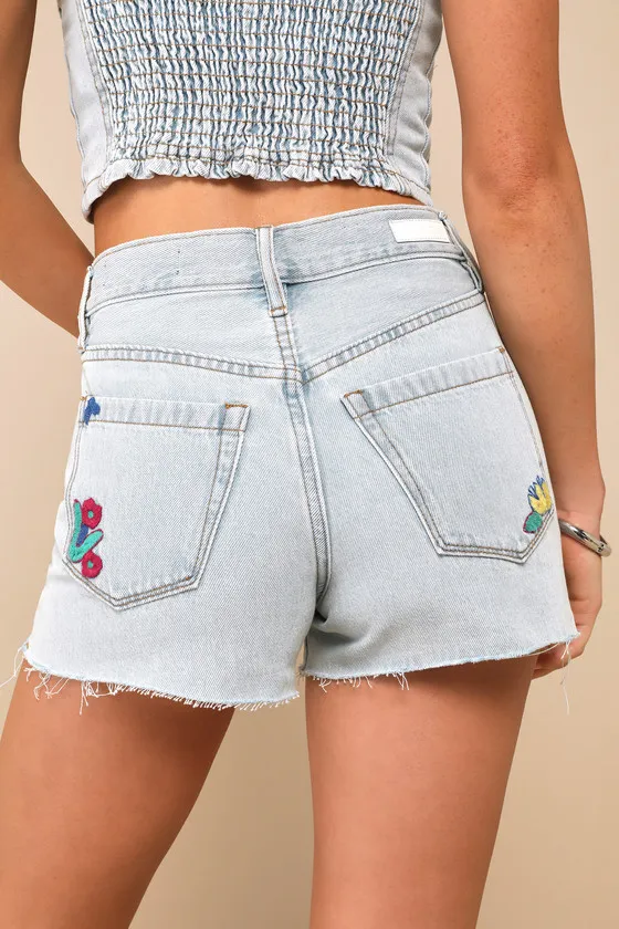 Reeve Picnic Date Light Wash Embroidered Floral Denim Shorts sold by Lulus product image thumbnail 2