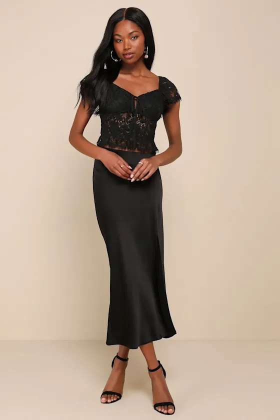 Romantic Sweetness Black Lace Cap Sleeve Tie-Back Crop Top sold by Lulus product image thumbnail 2