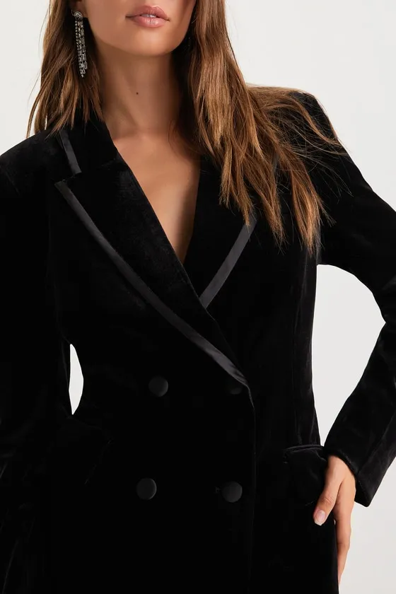 Sophisticated Expression Black Velvet Blazer Dress sold by Lulus product image thumbnail 4