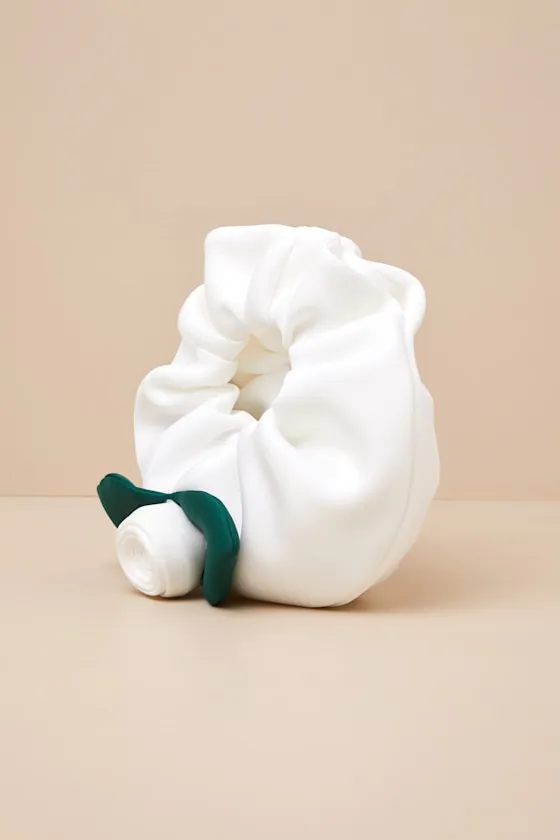Fondant Ivory Scrunched Rosette Bag sold by Lulus product image thumbnail 2