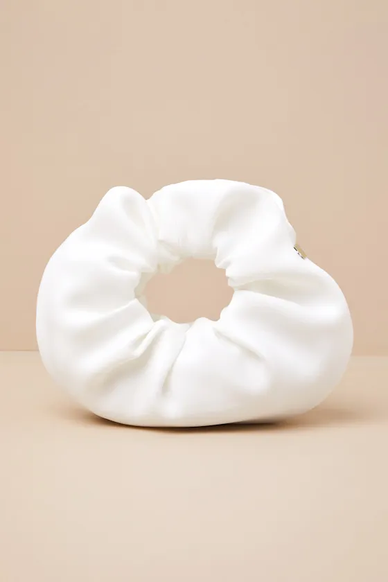 Fondant Ivory Scrunched Rosette Bag sold by Lulus product image thumbnail 3