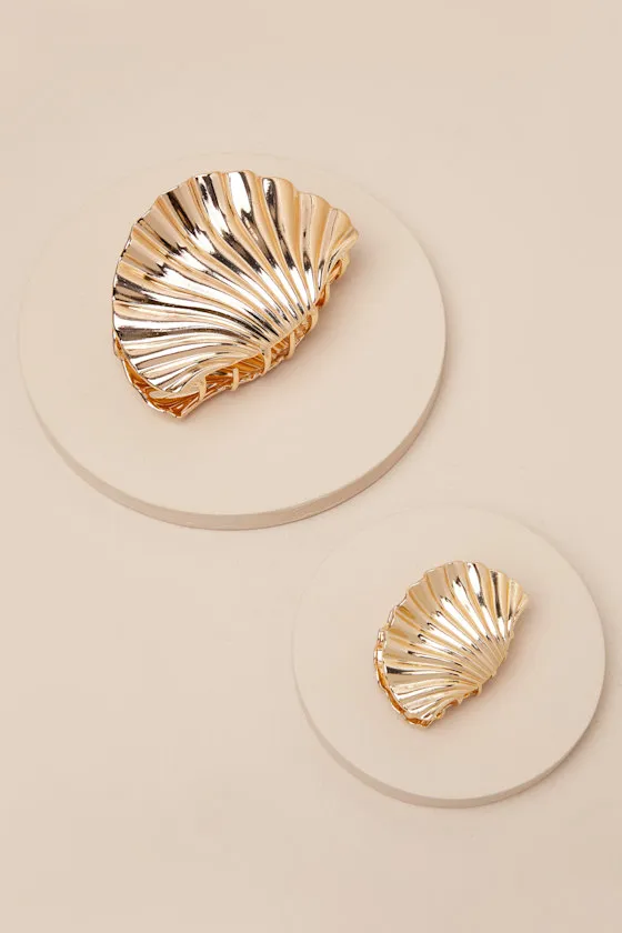 Merike Gold Seashell Two-Piece Claw Hair Clip Set sold by Lulus product image thumbnail 4