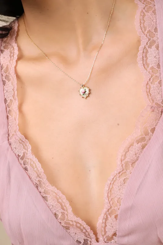 Heviana 14KT Gold Heart Pendant Necklace made by Lulus