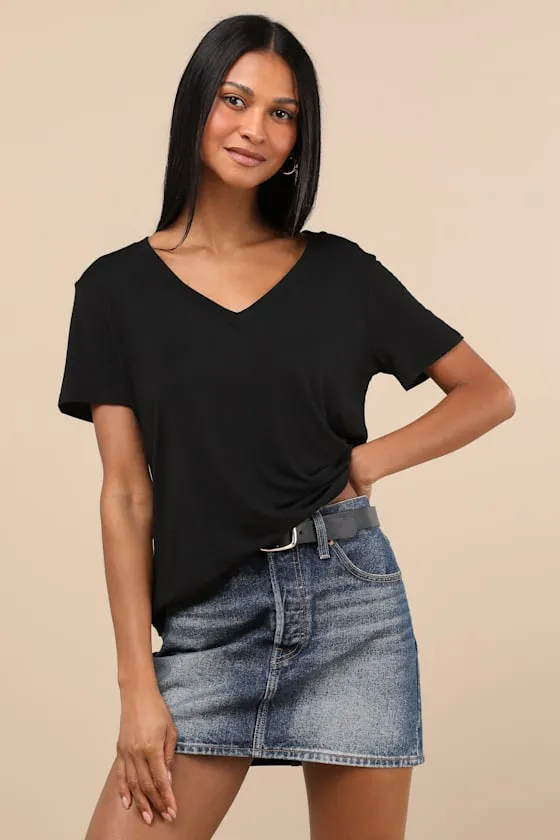 Adyn Black V-Neck Short Sleeve Tee sold by Lulus product image thumbnail 2