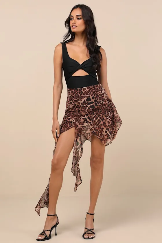 Basima Black Cutout Twist-Front Sleeveless Bodysuit sold by Lulus product image thumbnail 4