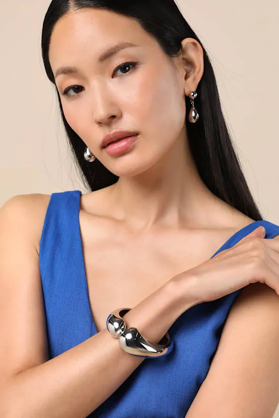 Iyona Silver Chunky Tapered Cuff Bracelet sold by Lulus product image thumbnail 3