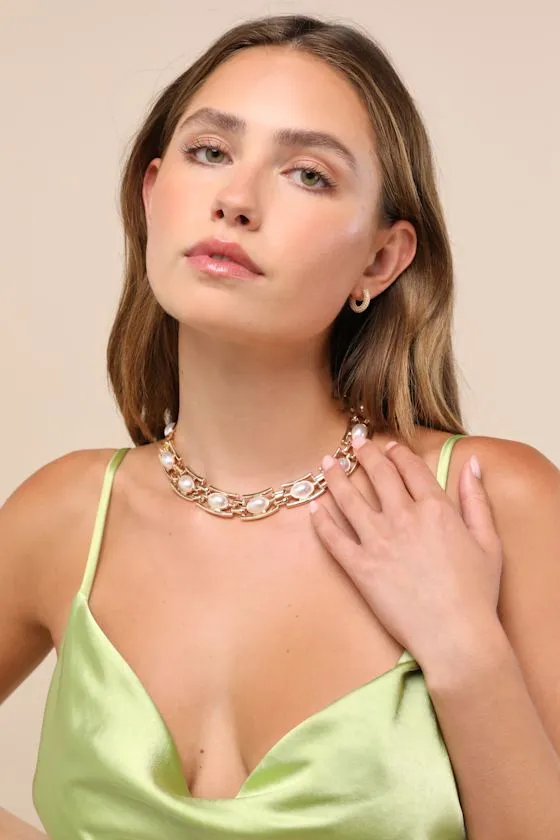Selvina Gold and Pearl Chain Link sold by Lulus