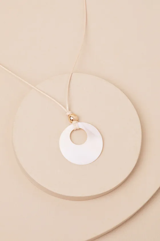 Chelton White Pearl Circle Pendant Necklace sold by Lulus product image thumbnail 2