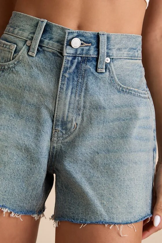 Audrea Medium Wash A-Line High-Rise Shorts sold by Lulus product image thumbnail 4