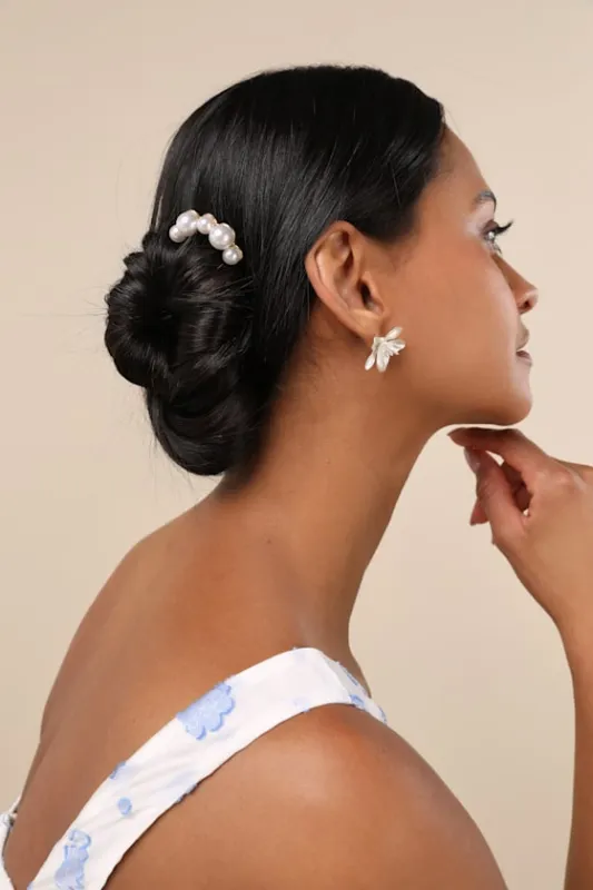 Lovine Gold and Pearl French Hair Pin sold by Lulus