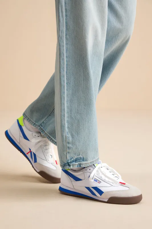 Campio XT Ftwr White and Optimum Blue Leather Sneakers made by Reebok