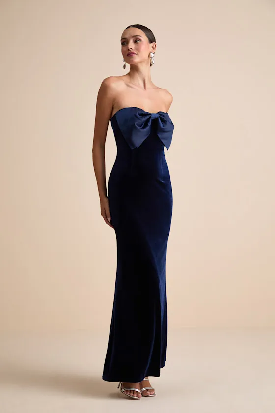 Dramatic Stunner Navy Velvet Bow Strapless Maxi Dress sold by Lulus product image thumbnail 2